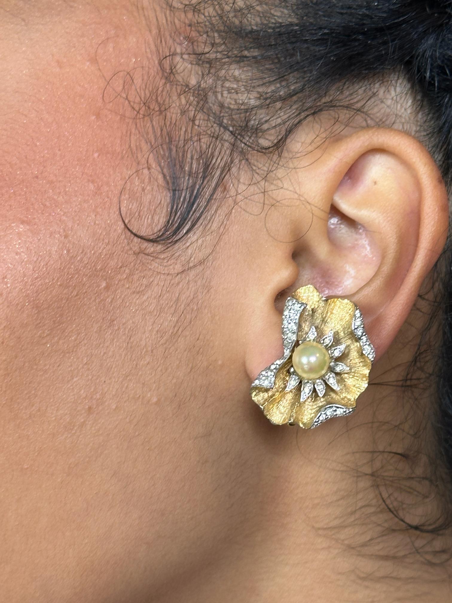 JOMAZ Ruffle Clip Earrings