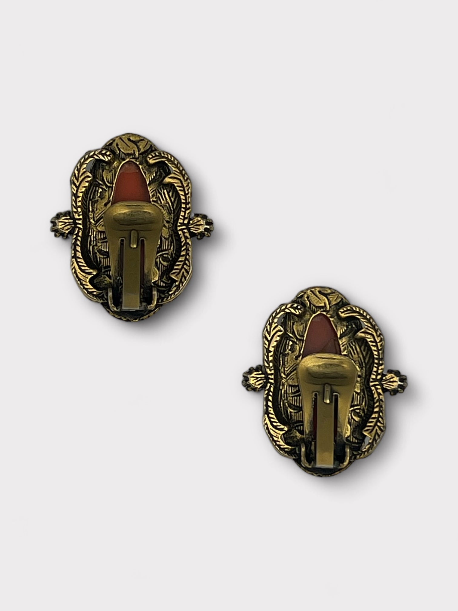 Unsigned Selro Selini Cameo Clip Earrings