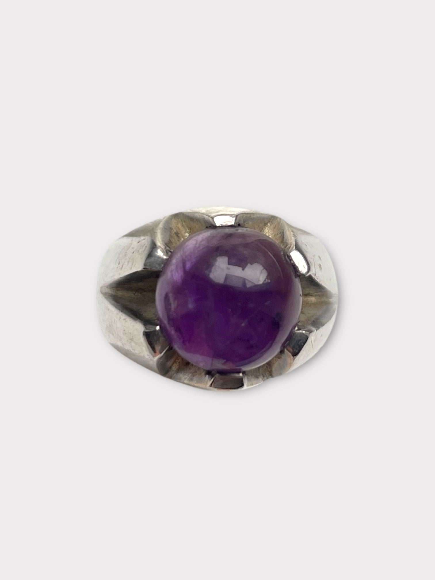 Silver Ring with Amethyst