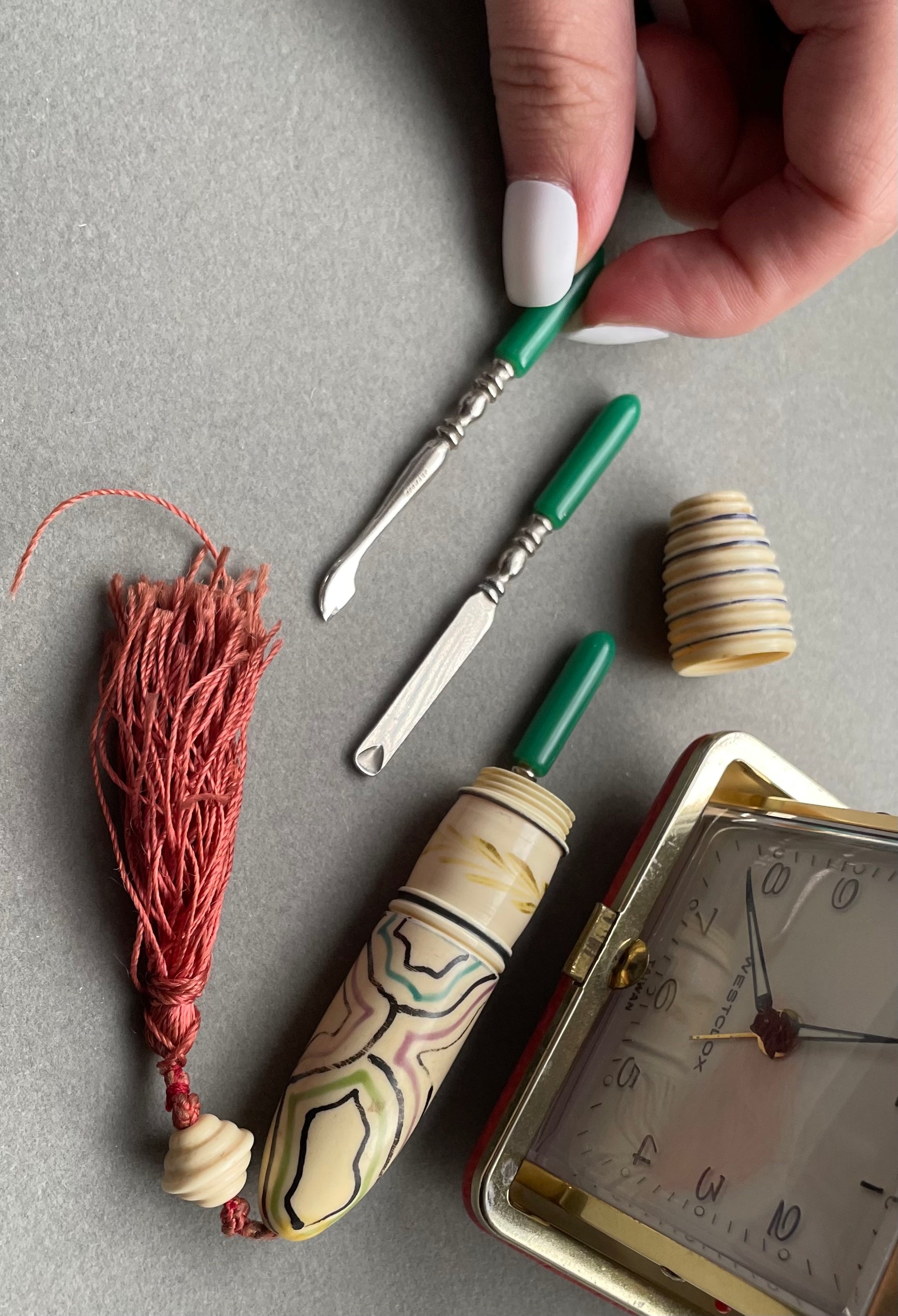 Cream, Multi-Striped Tassel Manicure Set