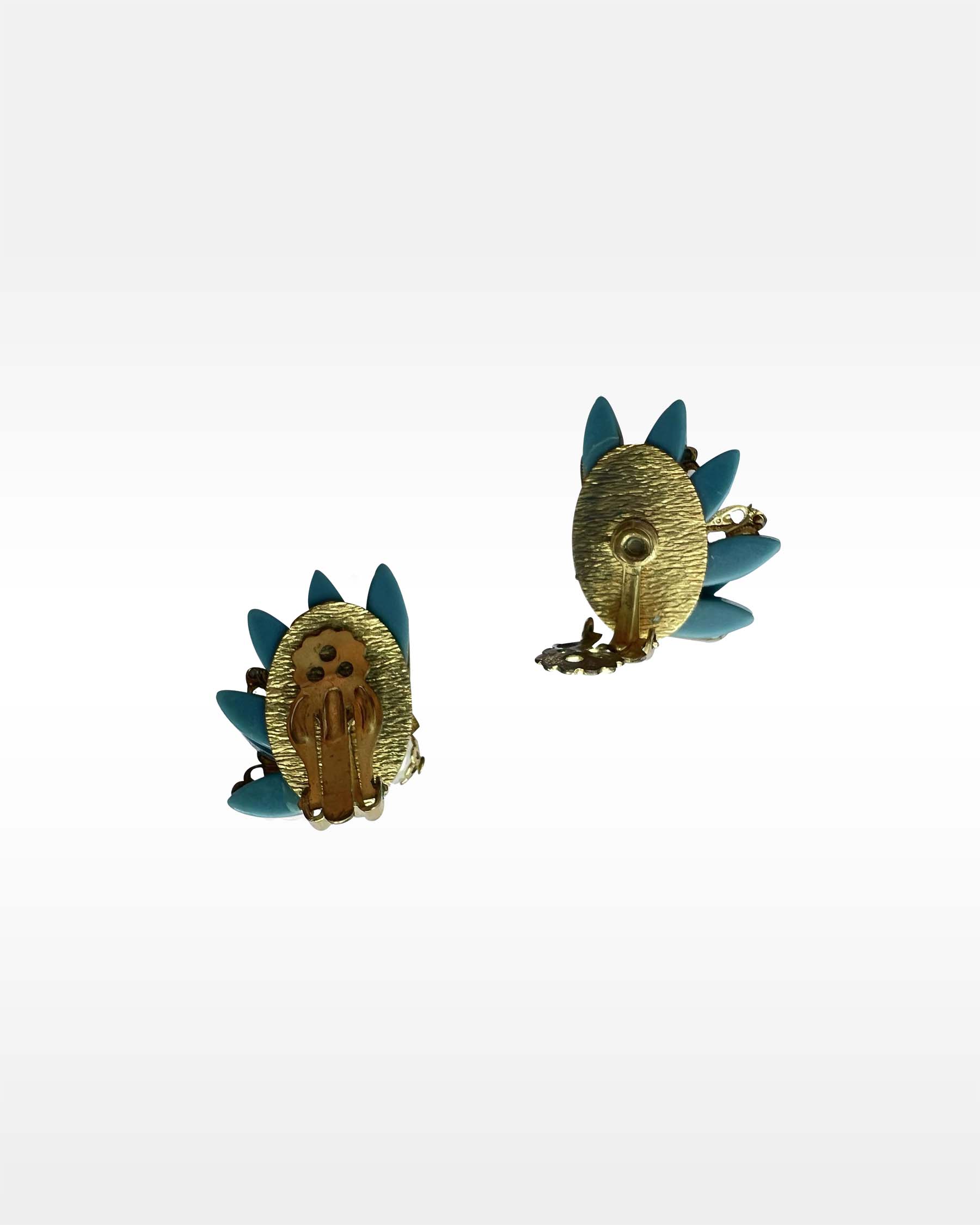 Unsigned Miriam Haskell Turquoise Pearl Clip Earrings