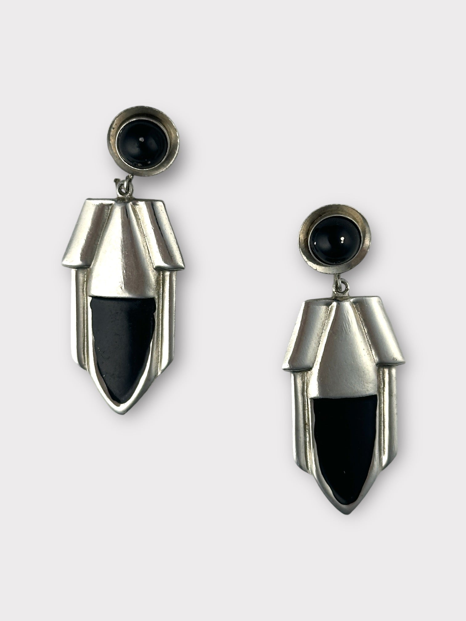 Vendôme Black and Silver Clip Earrings