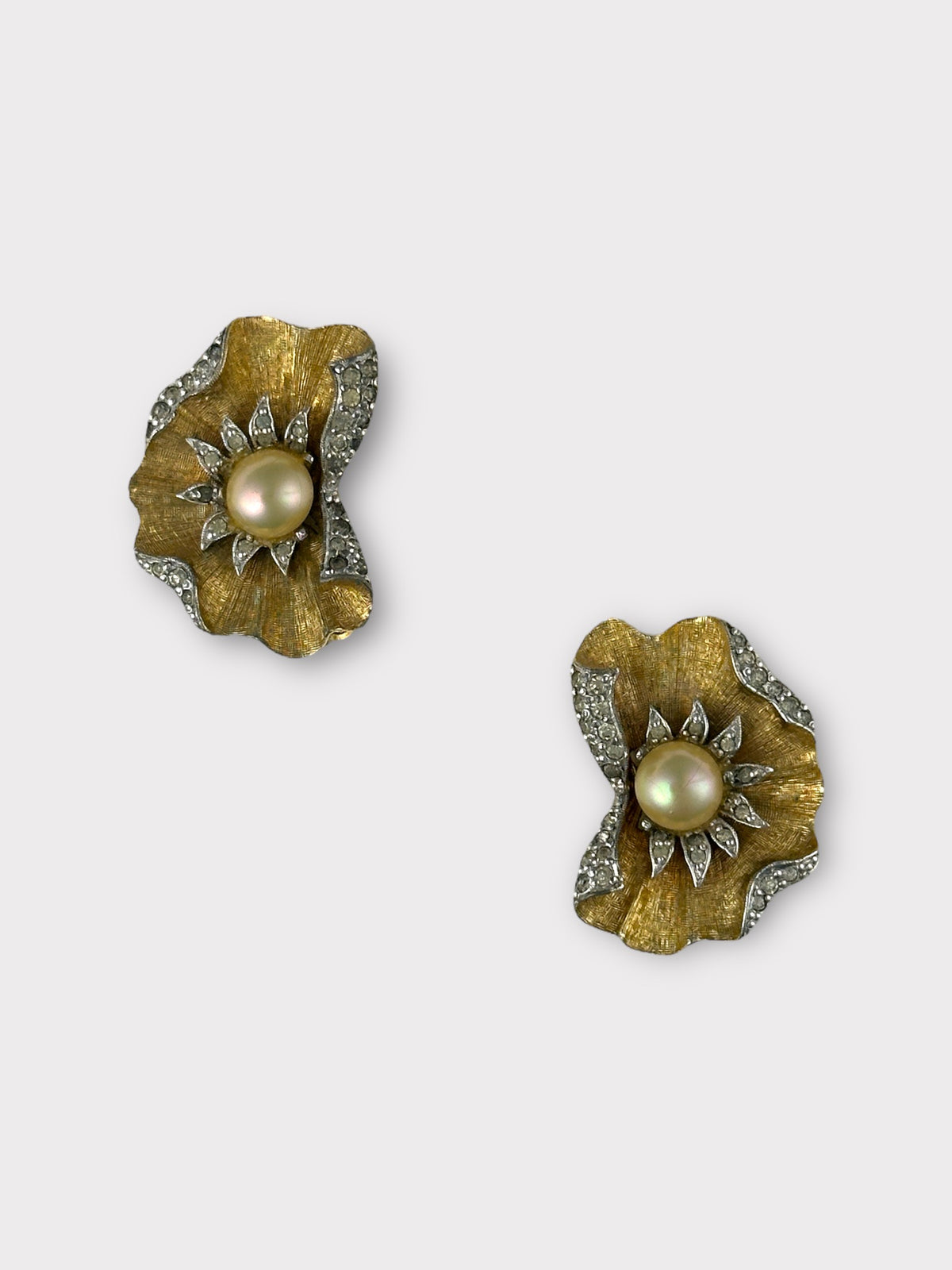 JOMAZ Ruffle Clip Earrings