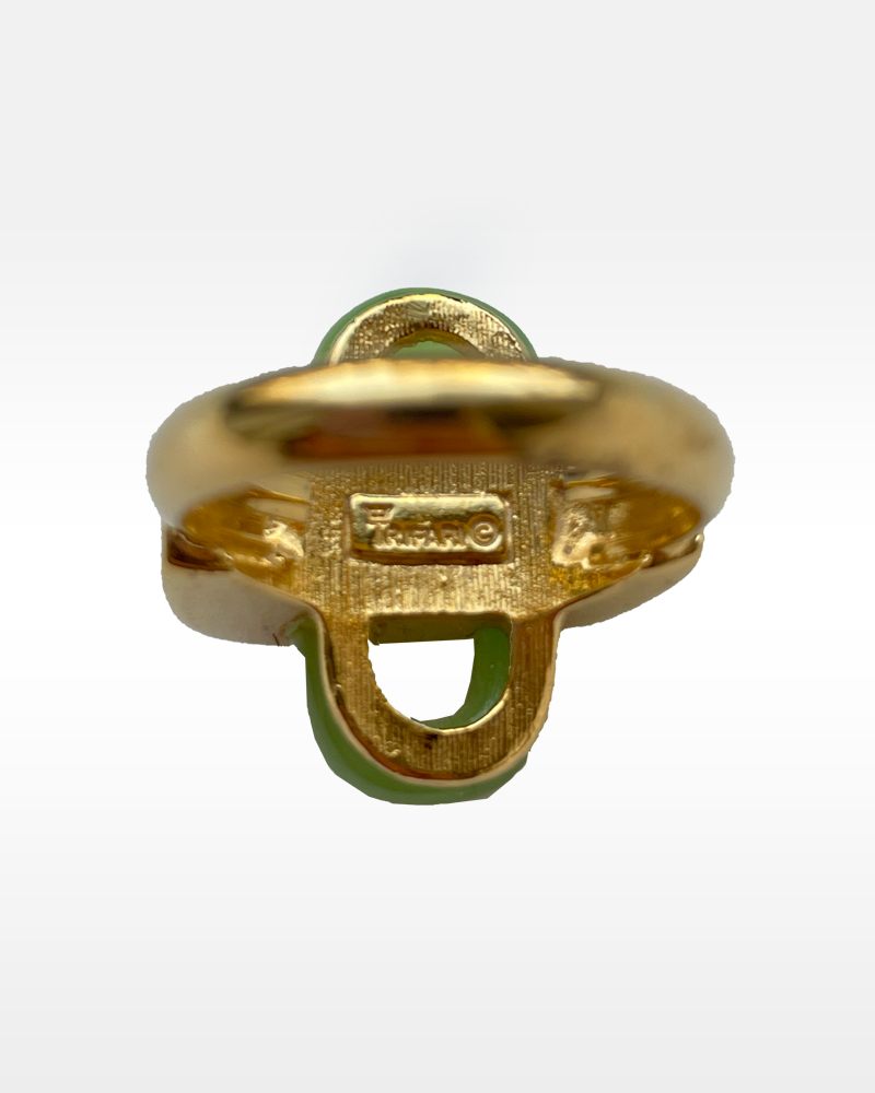 Trifari Ring